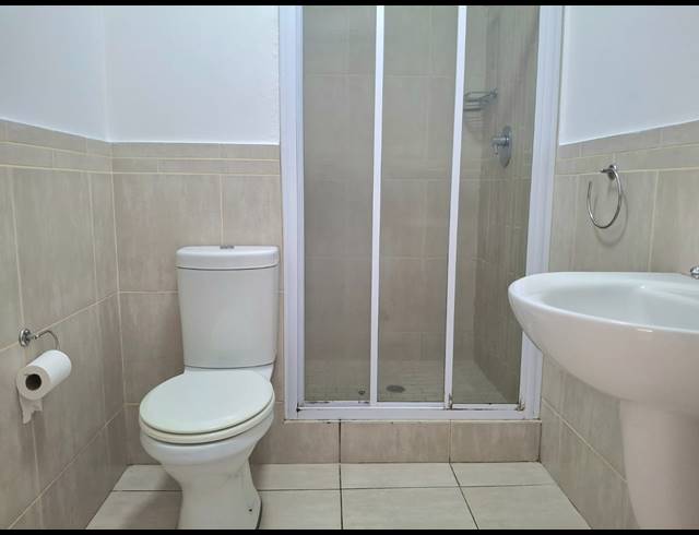 2 BEDROOM APARTMENT FOR SALE IN MANOR ESTATES